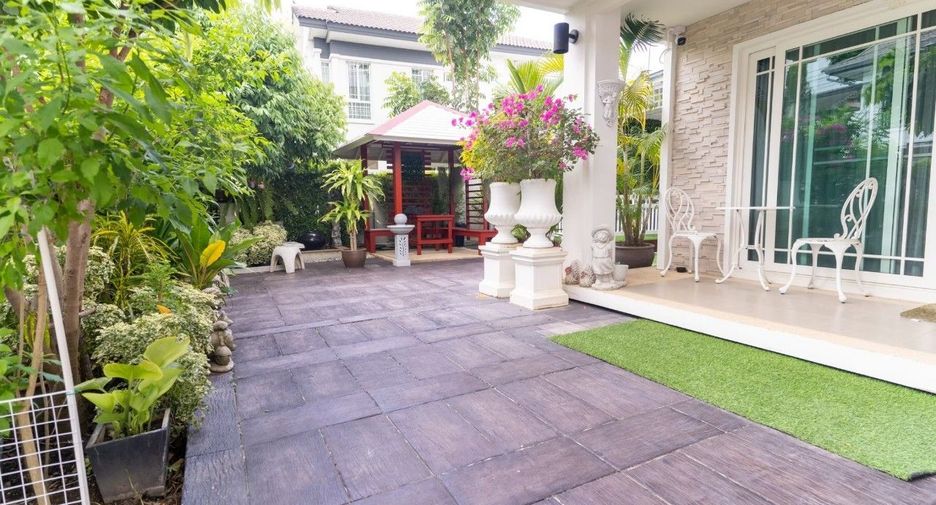For sale 3 bedrooms house in Mueang Chiang Mai, Chiang Mai