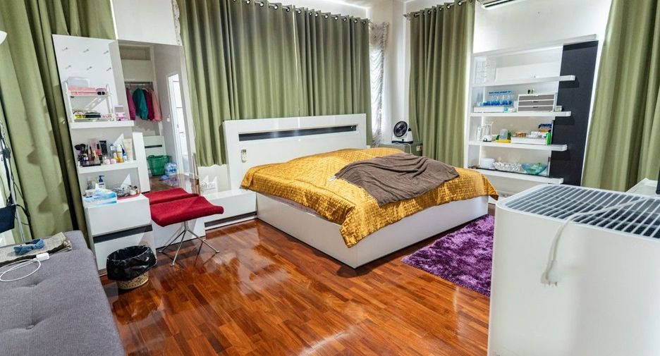 For sale 3 bedrooms house in Mueang Chiang Mai, Chiang Mai
