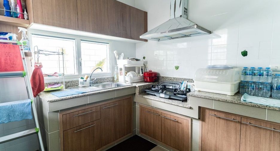 For sale 3 bedrooms house in Mueang Chiang Mai, Chiang Mai