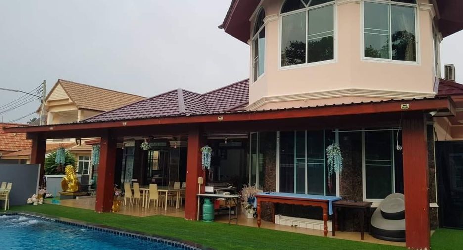 For rent and for sale 6 bed villa in South Pattaya, Pattaya