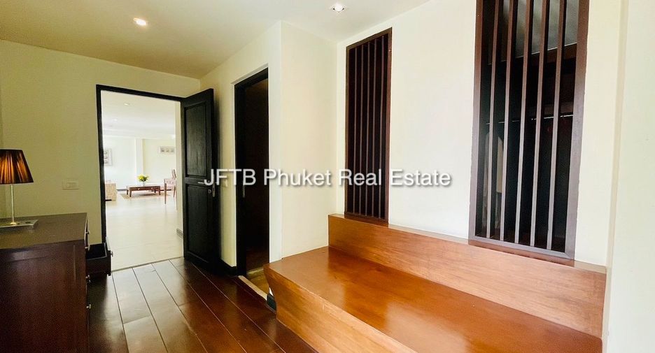 For sale 4 bedrooms villa in Kathu, Phuket