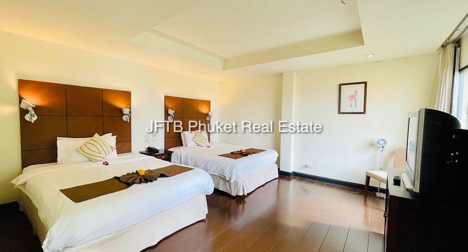 For sale 4 bedrooms villa in Kathu, Phuket