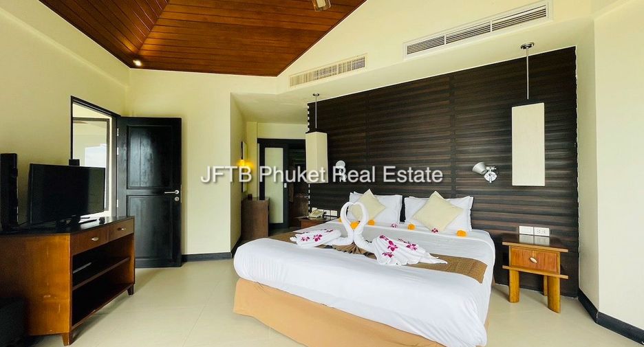 For sale 4 bedrooms villa in Kathu, Phuket