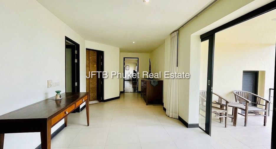 For sale 4 bedrooms villa in Kathu, Phuket