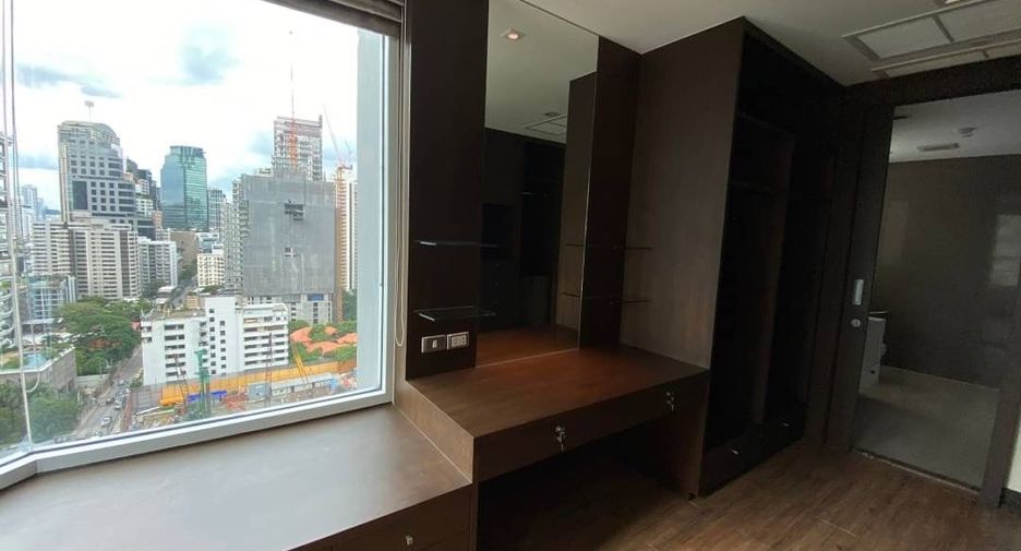 Wohnung zur Miete mit 4 Zimmer in Khlong Toei, Bangkok