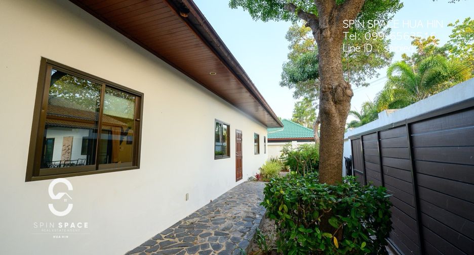 For sale 3 bedrooms villa in Sam Roi Yot, Prachuap Khiri Khan