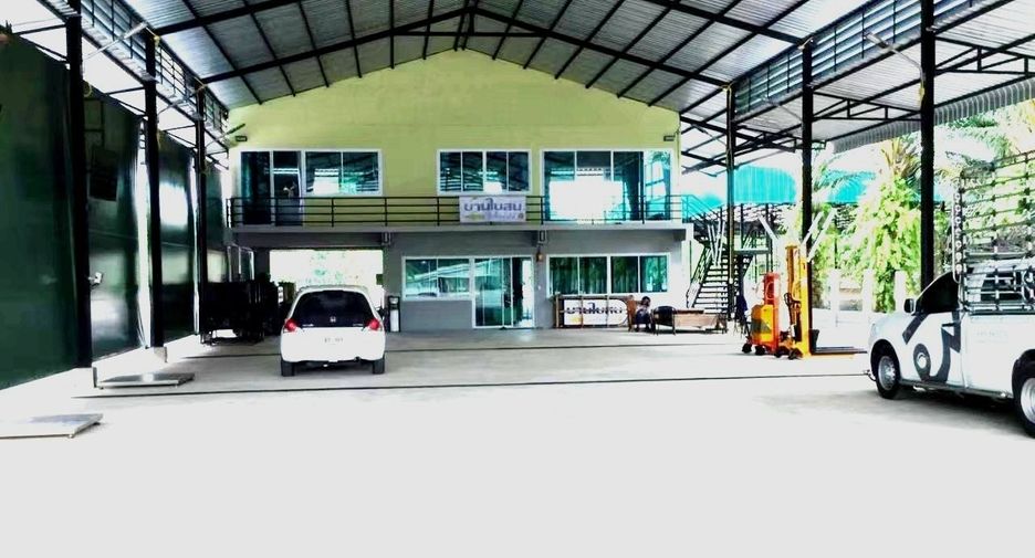 For sale 2 bed retail Space in Ban Na San, Surat Thani