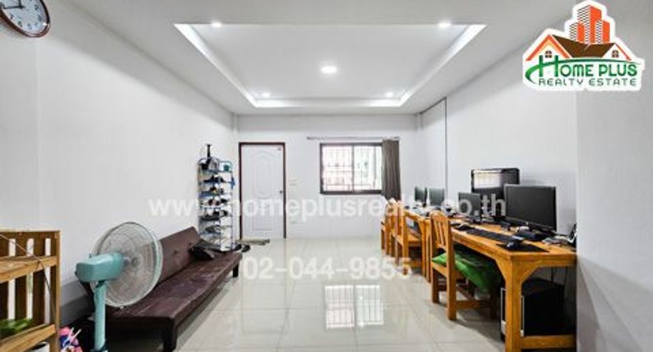For sale 2 bed townhouse in Sena, Phra Nakhon Si Ayutthaya