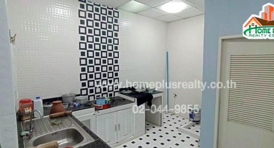 For sale 2 bedrooms townhouse in Lam Luk Ka, Pathum Thani