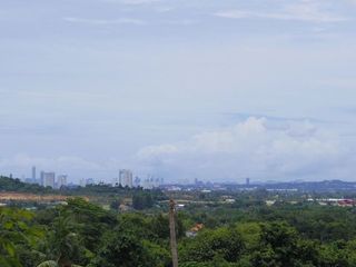 出售 土地 在 Bang Lamung, Chon Buri