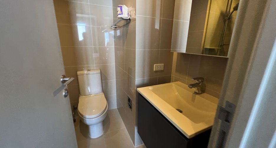 Condo en venta y en alquiler de 1 habitaciones en Khlong San, Bangkok