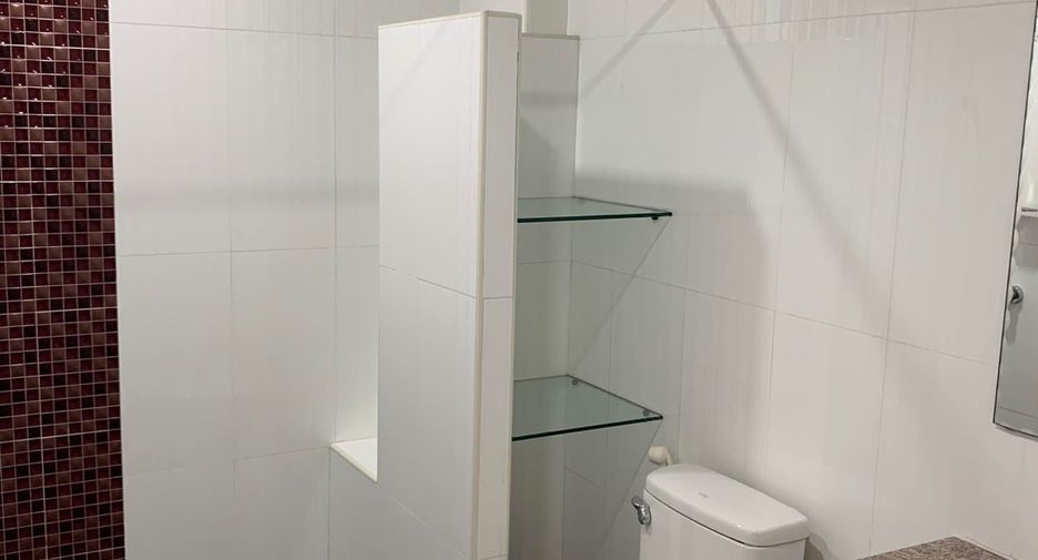Reihenhaus zur Miete mit 4 Zimmer in Sathon, Bangkok