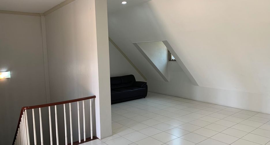 Reihenhaus zur Miete mit 4 Zimmer in Sathon, Bangkok