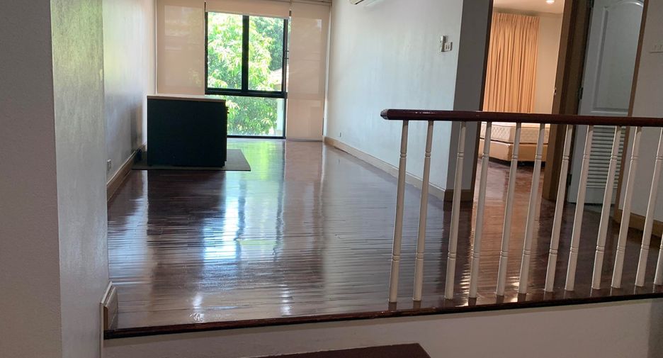 Reihenhaus zur Miete mit 4 Zimmer in Sathon, Bangkok