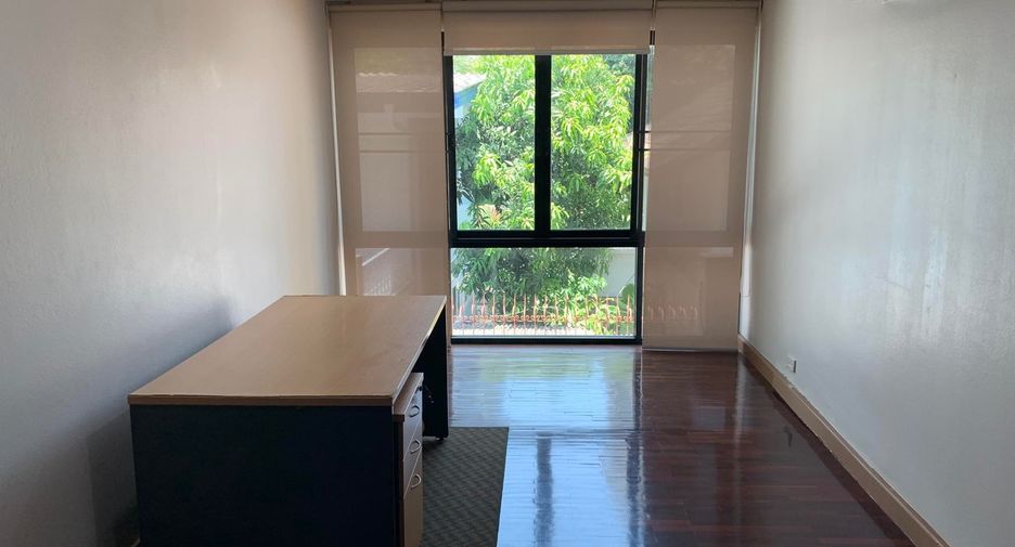 Reihenhaus zur Miete mit 4 Zimmer in Sathon, Bangkok