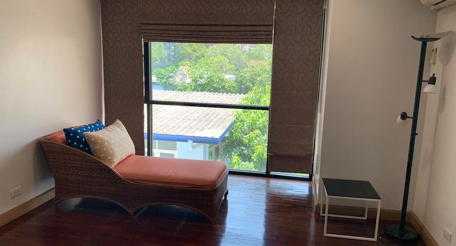 Reihenhaus zur Miete mit 4 Zimmer in Sathon, Bangkok