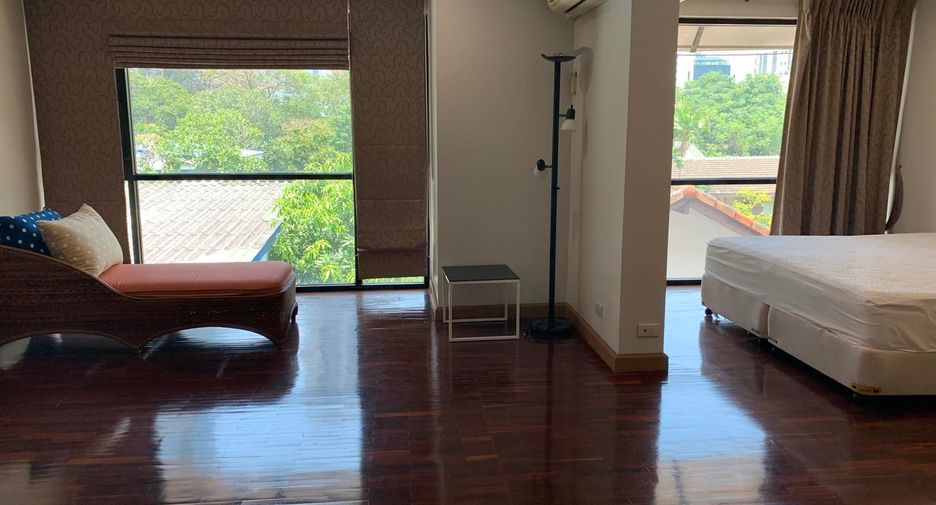 Reihenhaus zur Miete mit 4 Zimmer in Sathon, Bangkok