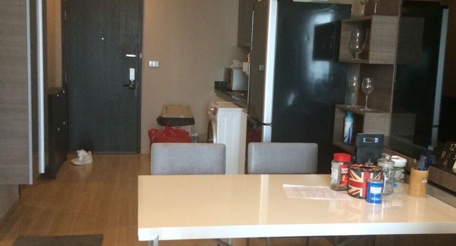 Продажа 2 спальни кондо в Кхлонг Тоеи, Бангкок