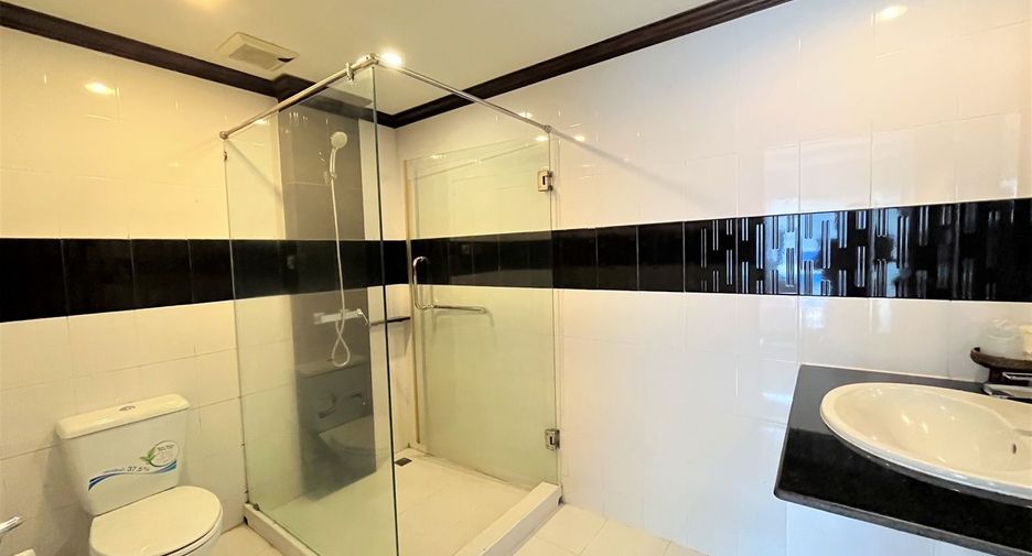 For sale 29 Beds hotel in Takua Pa, Phang Nga
