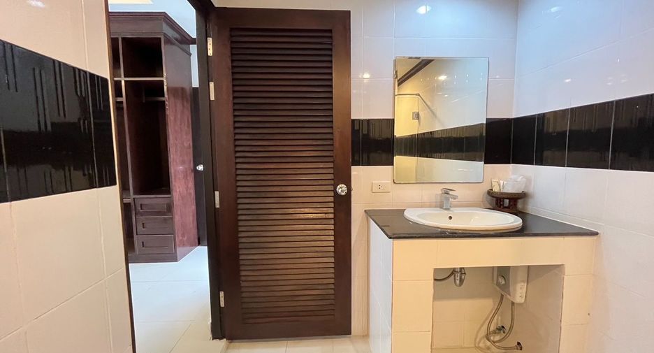For sale 29 Beds hotel in Takua Pa, Phang Nga