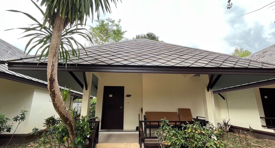 For sale 29 Beds hotel in Takua Pa, Phang Nga