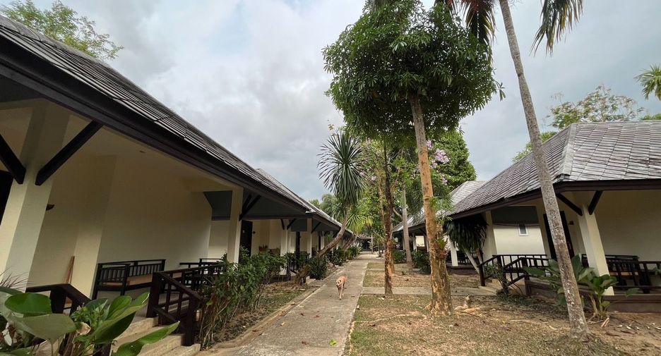 For sale 29 Beds hotel in Takua Pa, Phang Nga