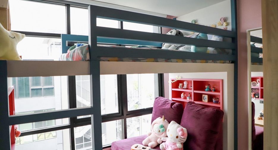 For rent 2 bedrooms condo in Wang Thonglang, Bangkok