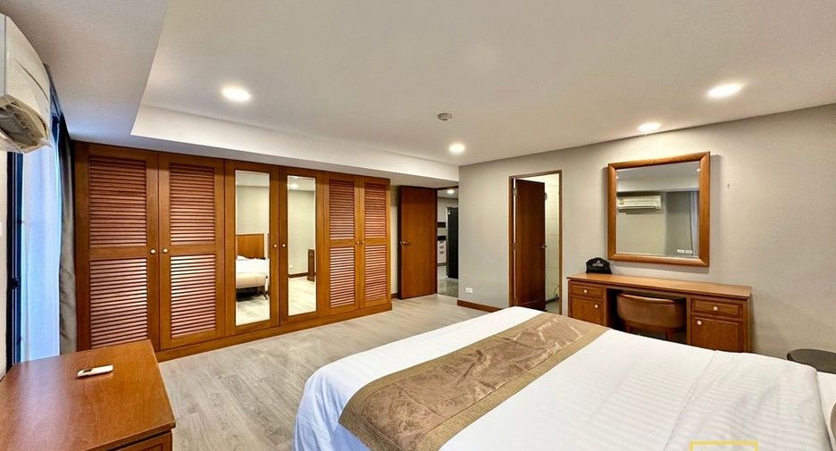 À louer 3 chambres condo à Watthana, Bangkok
