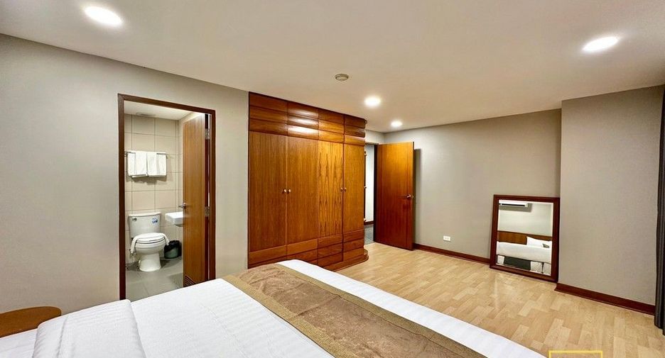 À louer 3 chambres condo à Watthana, Bangkok