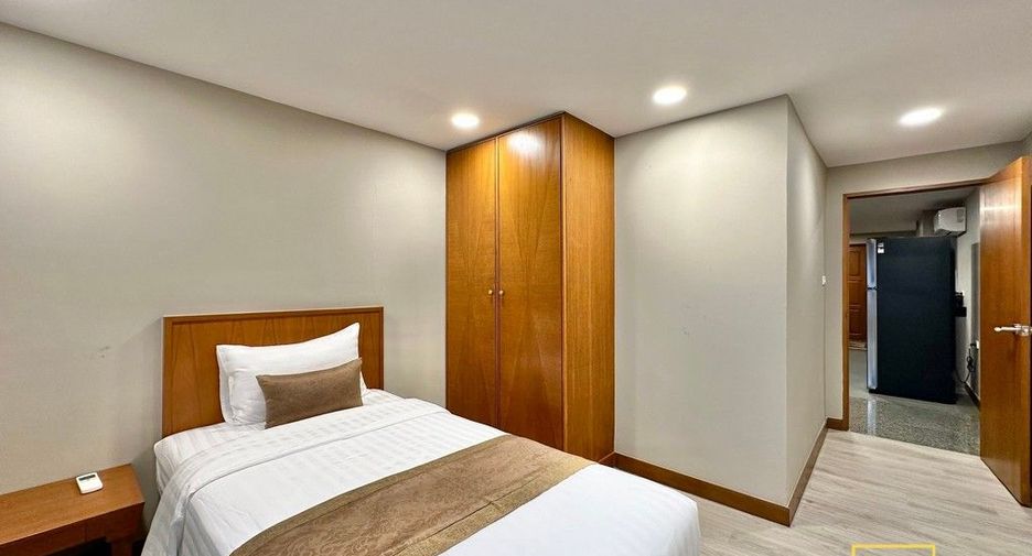 À louer 3 chambres condo à Watthana, Bangkok