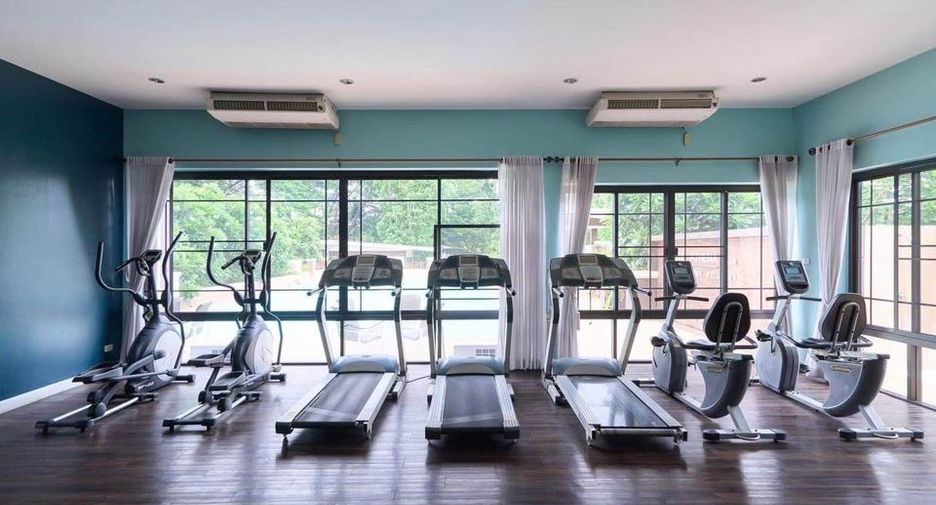 For rent and for sale 4 bedrooms house in Mueang Chiang Mai, Chiang Mai