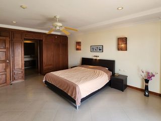 For sale 1 bed condo in Na Jomtien, Pattaya
