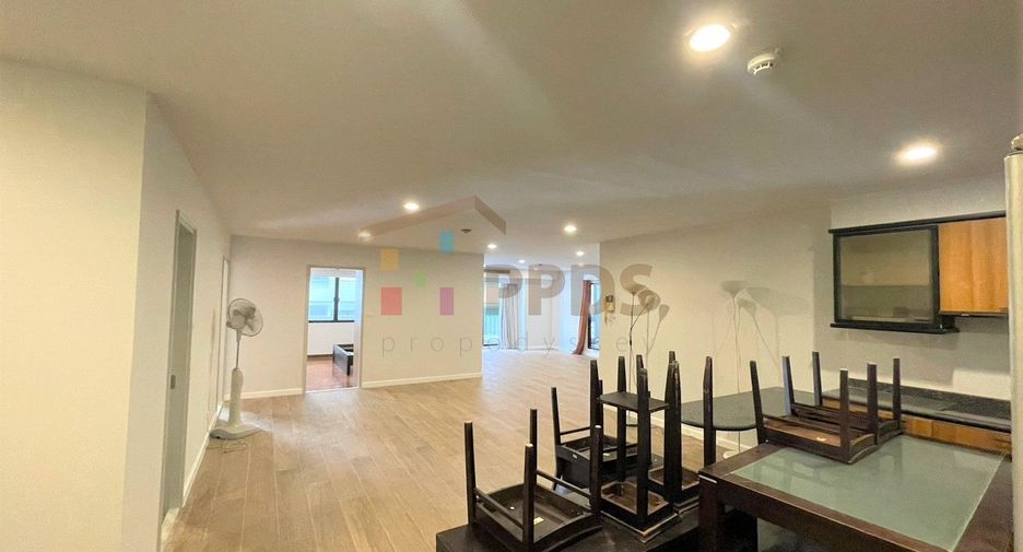 Condo en venta de 2 habitaciones en Watthana, Bangkok