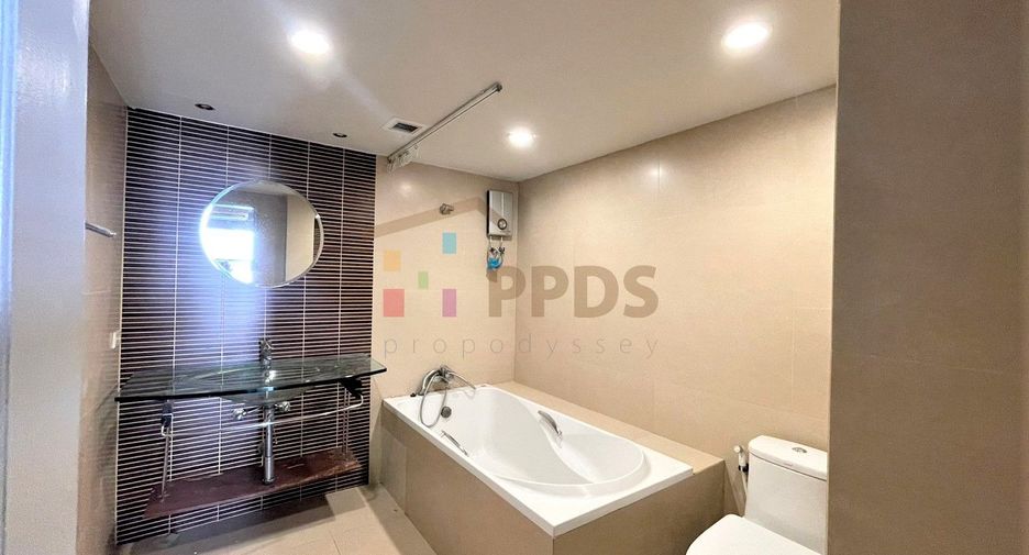 Condo en venta de 2 habitaciones en Watthana, Bangkok