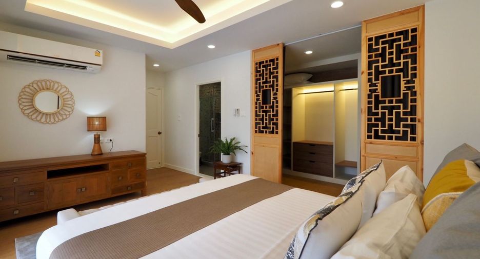 For rent 6 bedrooms villa in Mueang Phuket, Phuket
