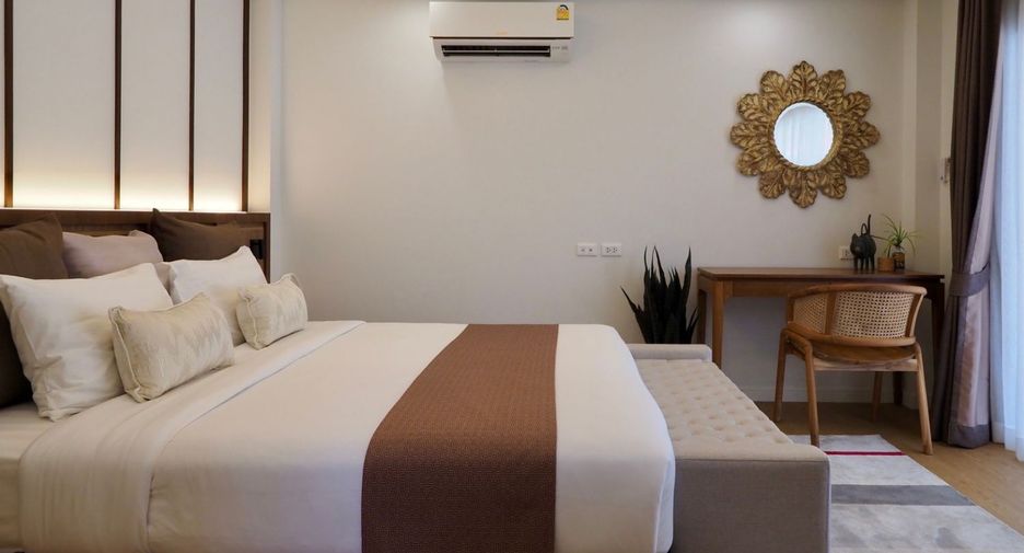 For rent 6 bedrooms villa in Mueang Phuket, Phuket