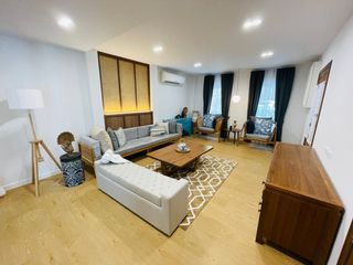 For rent 6 bedrooms villa in Mueang Phuket, Phuket