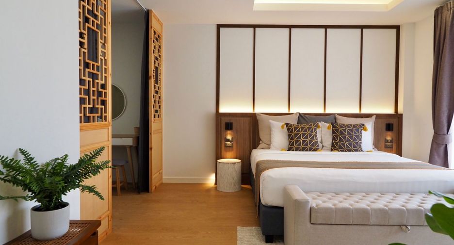 For rent 6 bedrooms villa in Mueang Phuket, Phuket