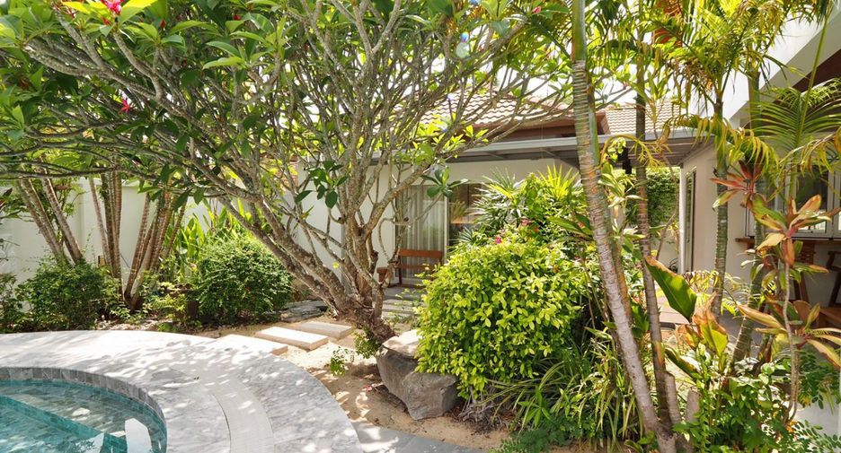 For rent 6 bedrooms villa in Mueang Phuket, Phuket