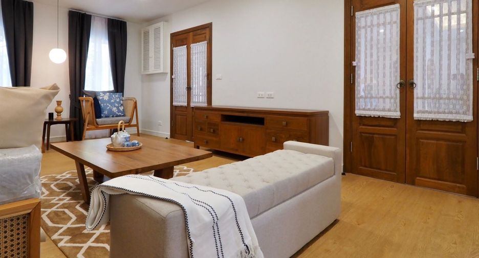 For rent 6 bedrooms villa in Mueang Phuket, Phuket