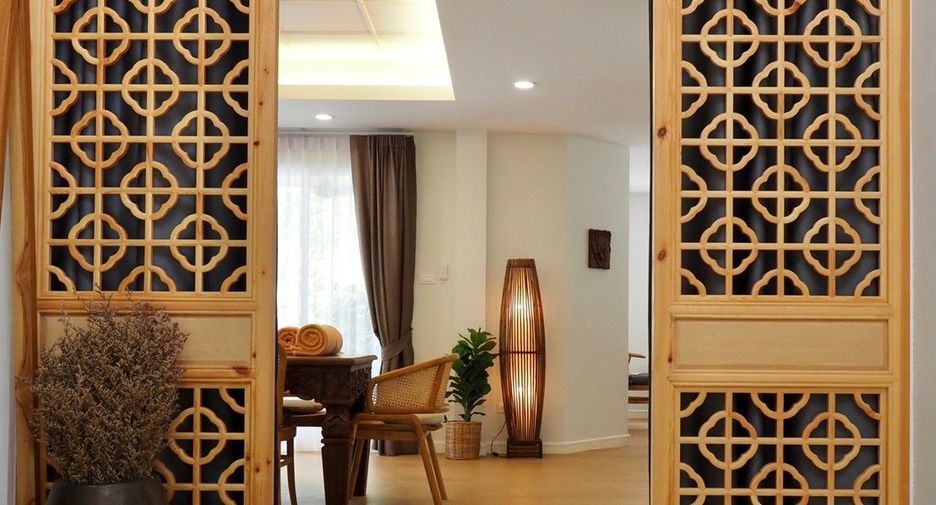 For rent 6 bedrooms villa in Mueang Phuket, Phuket