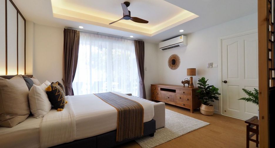 For rent 6 bedrooms villa in Mueang Phuket, Phuket