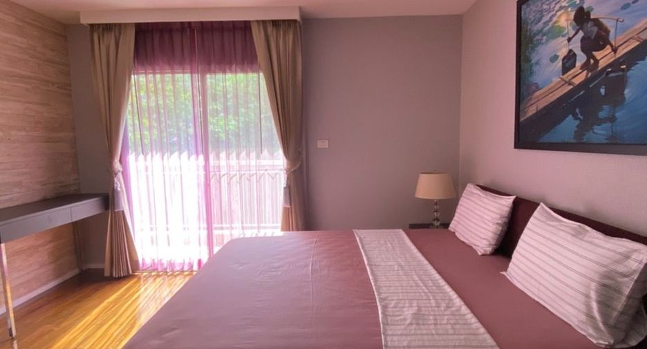 For rent 2 bedrooms condo in Khlong Toei, Bangkok