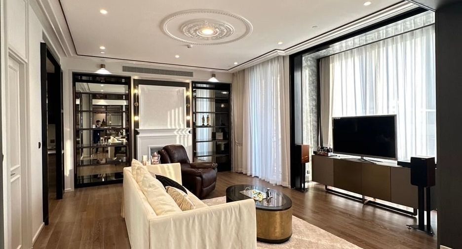 For rent and for sale 2 bedrooms condo in Pathum Wan, Bangkok