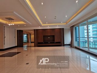 For rent 4 Beds condo in Khlong Toei, Bangkok