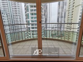 For rent 4 Beds condo in Khlong Toei, Bangkok