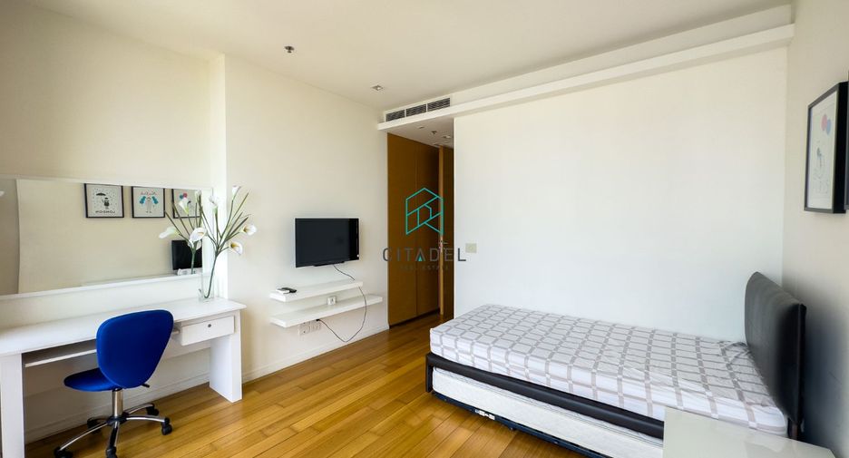 For rent and for sale 2 bedrooms condo in Sathon, Bangkok