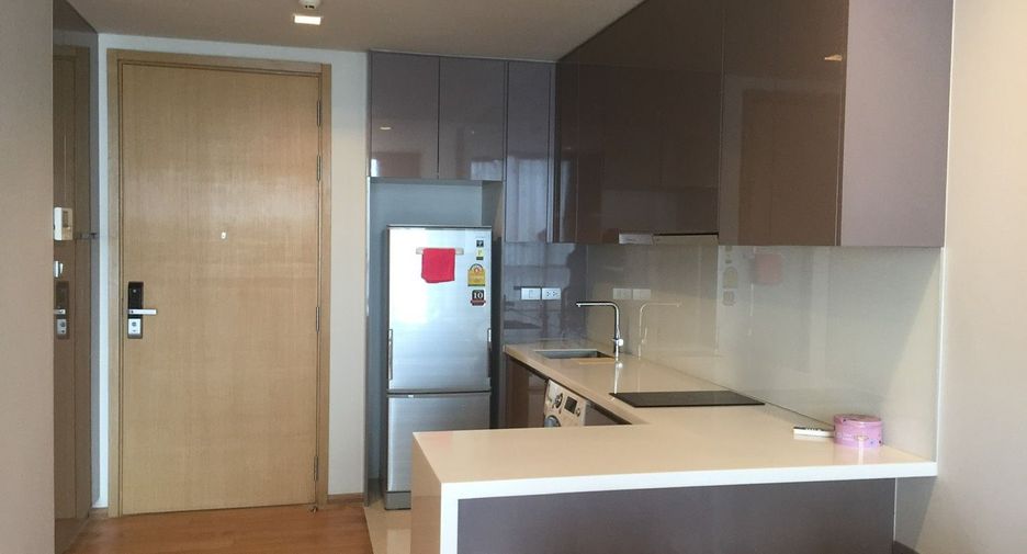 À vendre 2 chambres condo à Khlong Toei, Bangkok