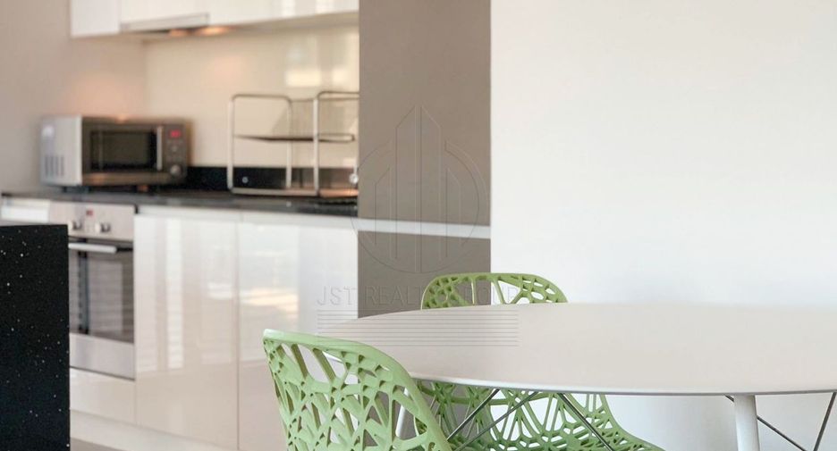 Condo en venta de 2 habitaciones en Sathon, Bangkok