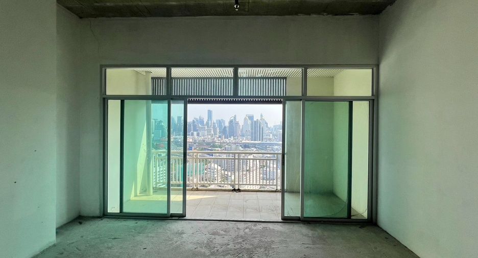 For sale 3 bedrooms condo in Ratchathewi, Bangkok